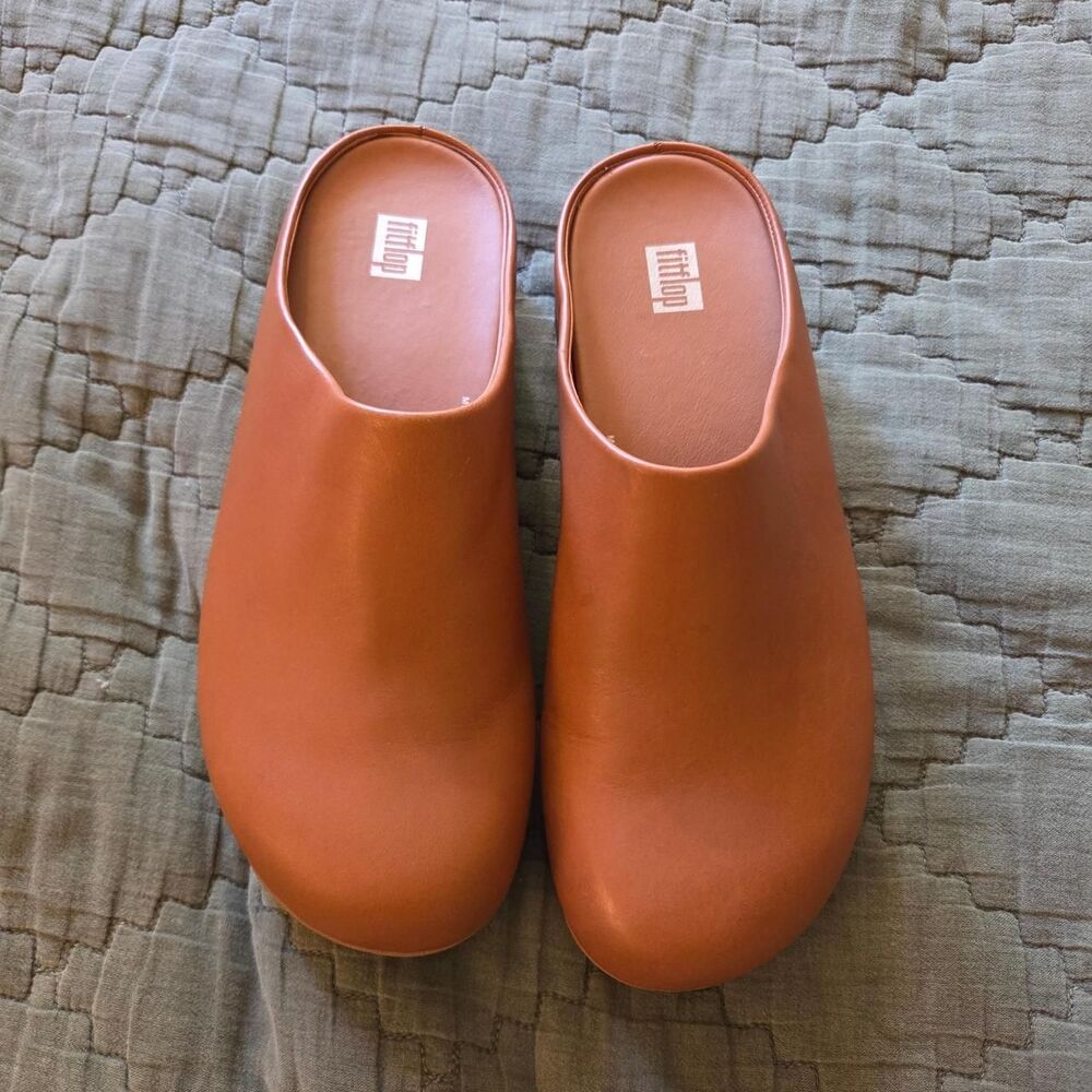 Fitflop Women's Brown and Tan Clogs